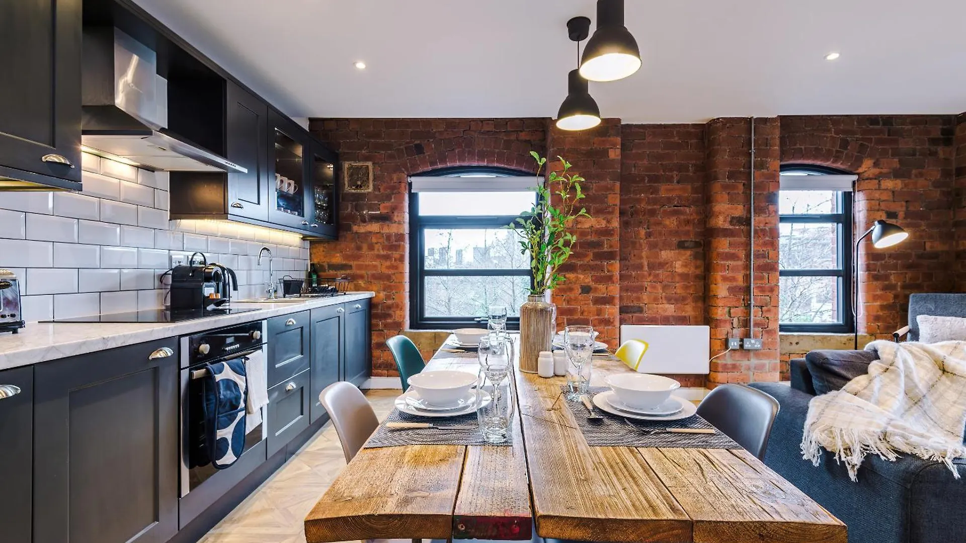 2 King Size Beds In Manhattan Styled Oversize Apartment Leeds  0*, Leeds (West Yorkshire) United Kingdom